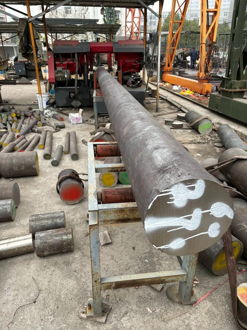 特殊钢 锻造大棒材(直径150-330)